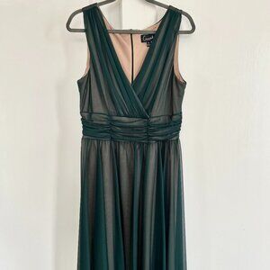 Graceful Dark Green Chiffon Cocktail Dress – Size 18